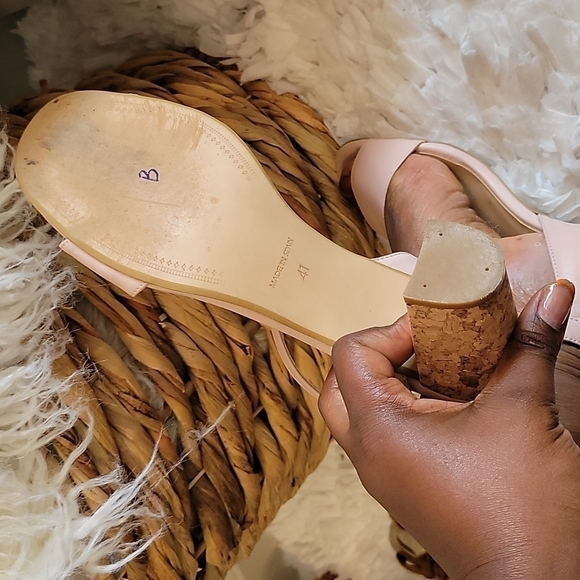 A/ anthropologie Pastel Powder pink sandals - Picture 8 of 10